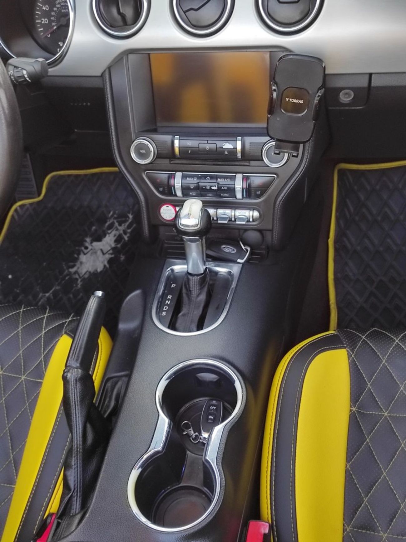 Ford Mustang Ford Mustang 2015 convertible V4 full opstions