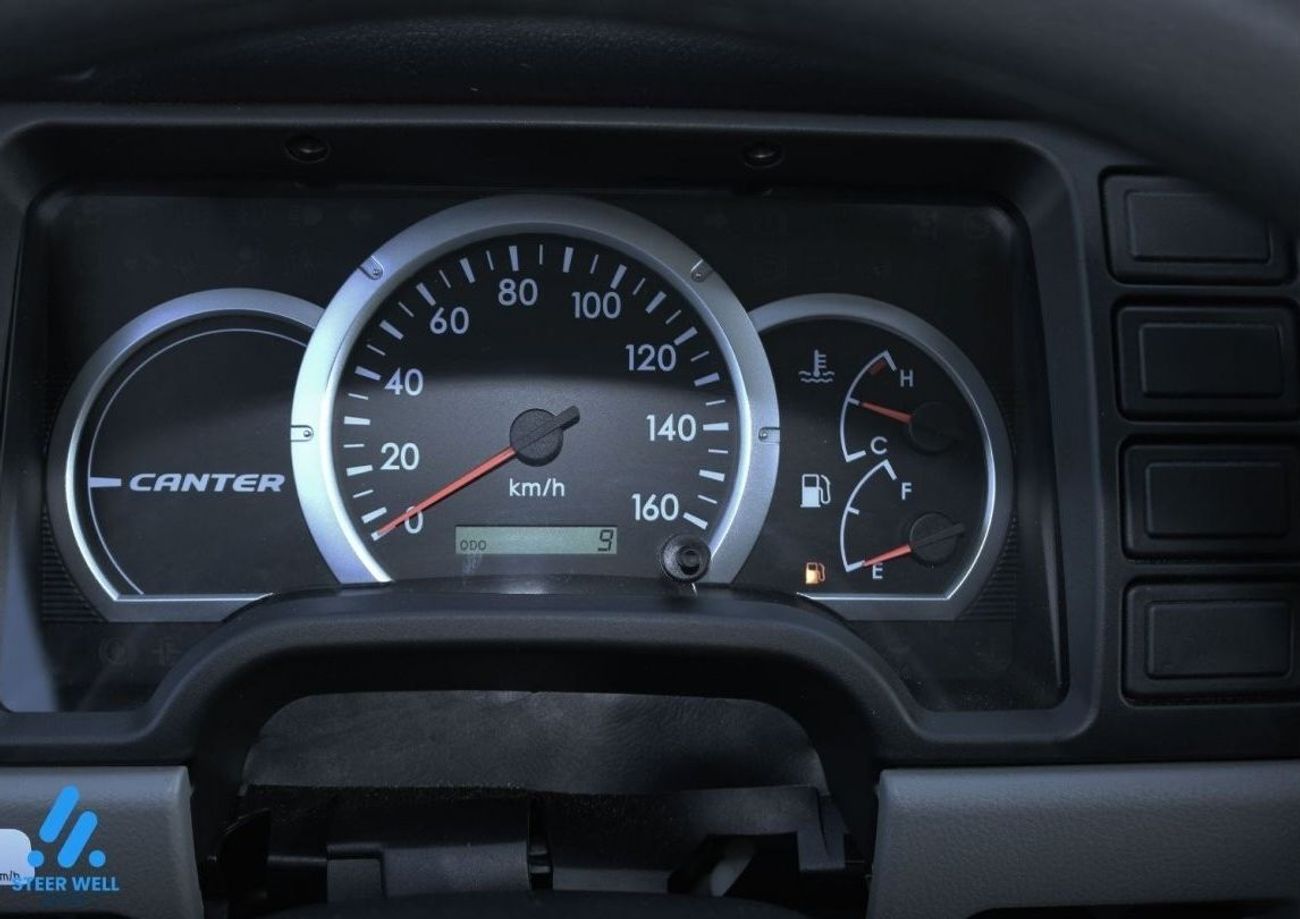 ميتسوبيشي فوسو كانتير Canter 2023 4.2L M/T 4x2 Diesel Cab Chassis | 100L Fuel Tank | POWER STEERING