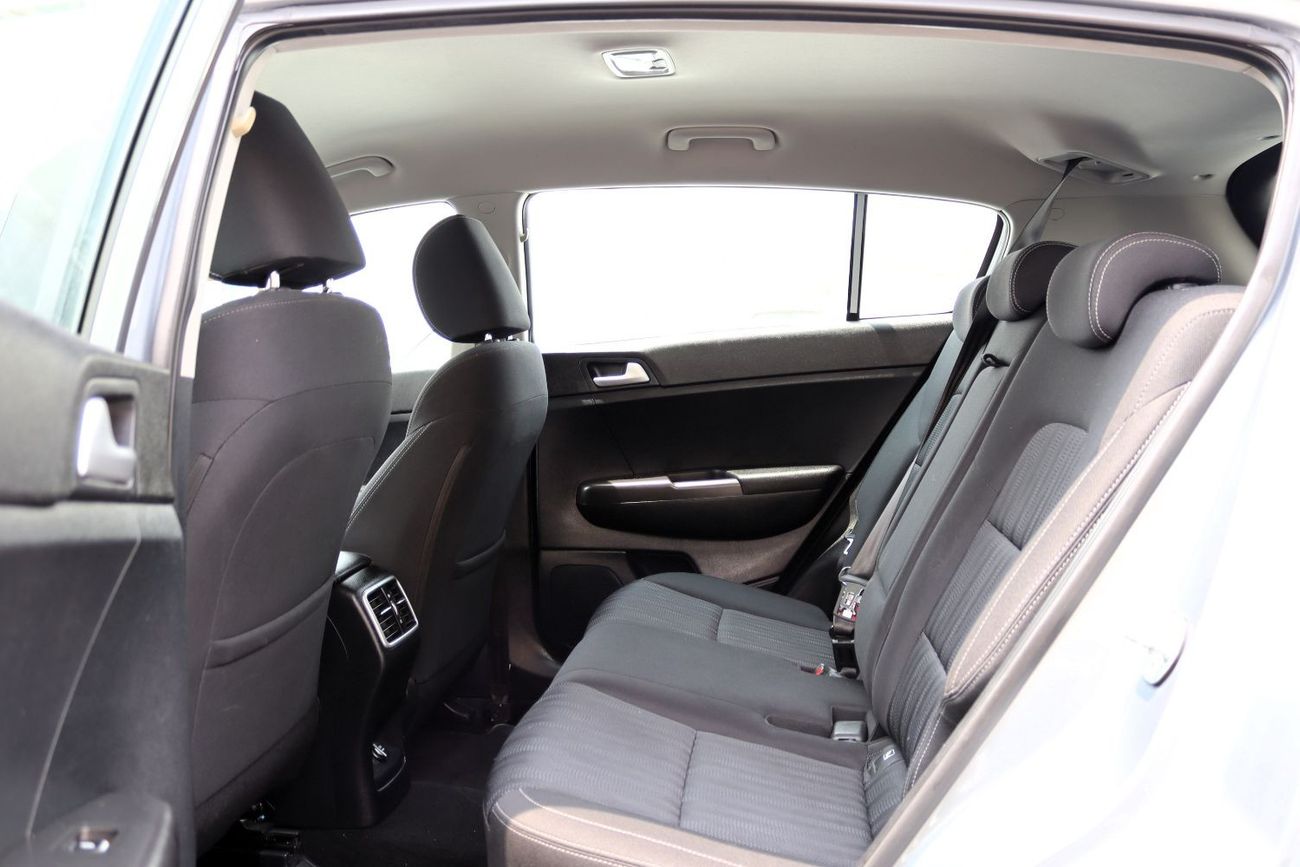 Kia Sportage EX ACCIDENTS FREE - GCC - ORIGINAL PAINT - 2 KEYS - PERFECT CONDITION INSIDE OUT