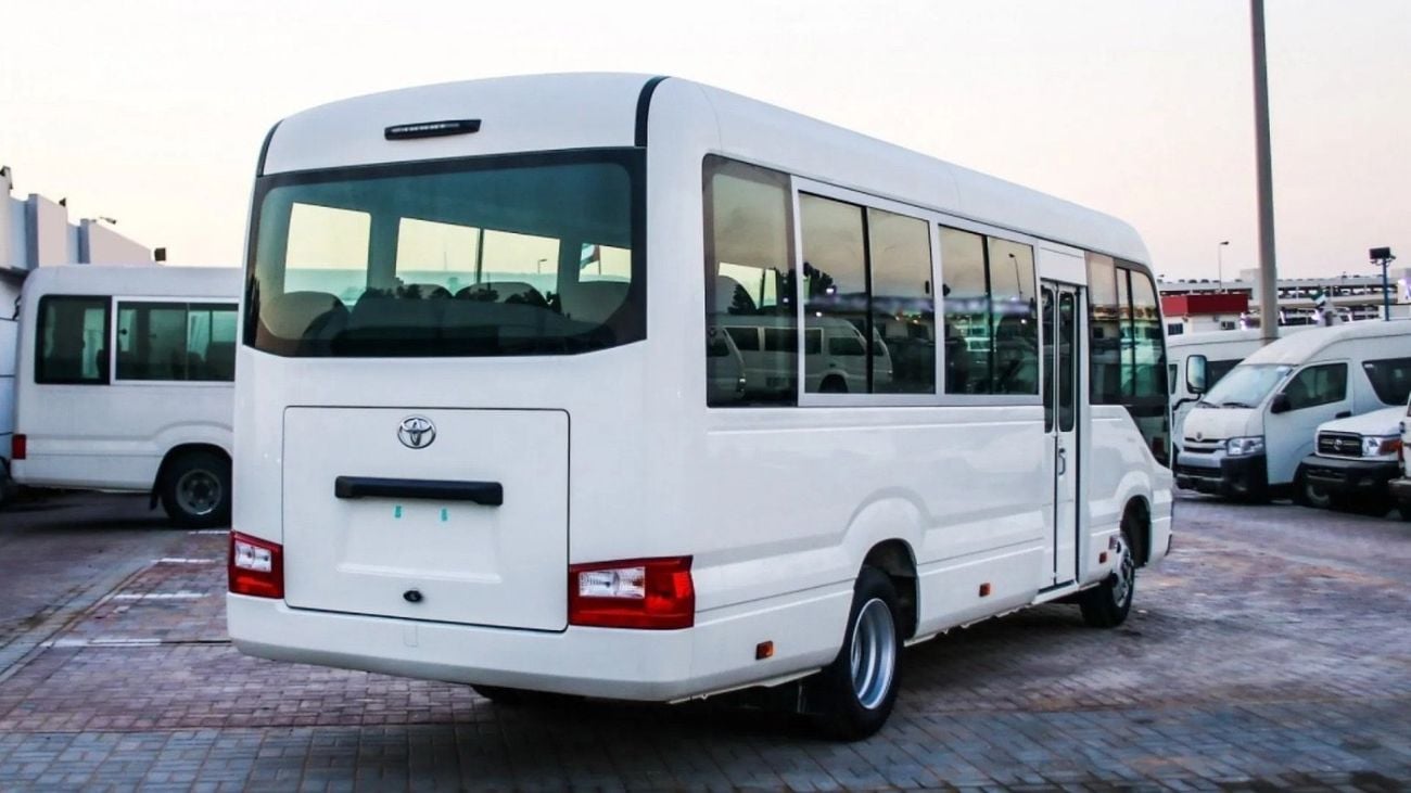 Toyota Coaster Toyota Coaster 4.2 MT 23 Seats 2026 with AC