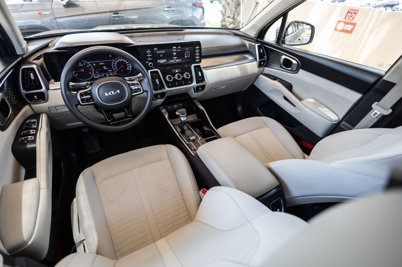 Kia Sorento Std 2.5L FWD