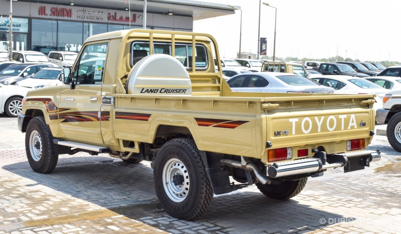 Toyota Land Cruiser Pick Up Limited LX V6 4.0ltr , Petrol , Winch ,Difflock, Fridge,Air compressor , wooden interior ,