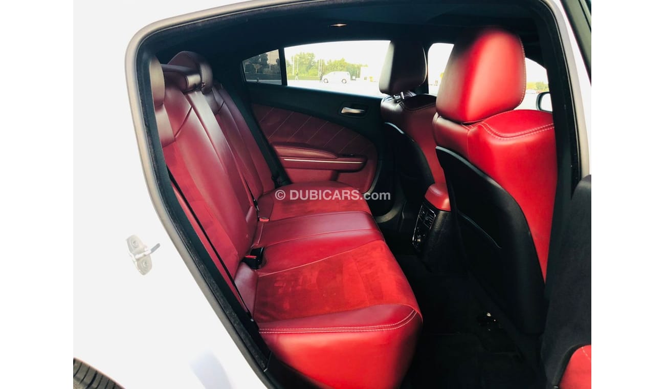 دودج تشارجر SRT8 سوبر بي