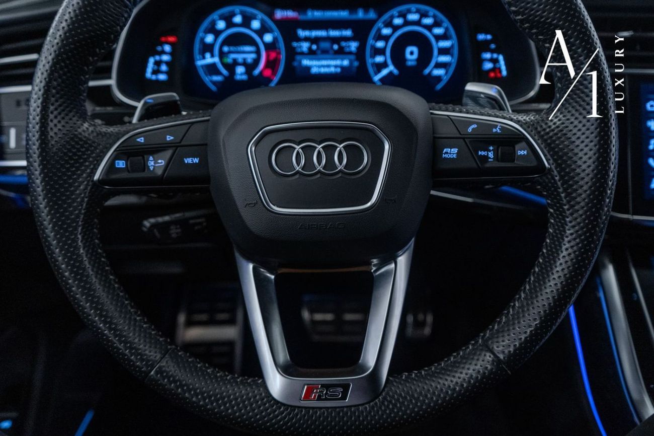 Audi RS Q8 TFSI quattro 4.0L 2020 Audi RSQ8 Quattro Sportback, Warranty, Full Service History, Full Options