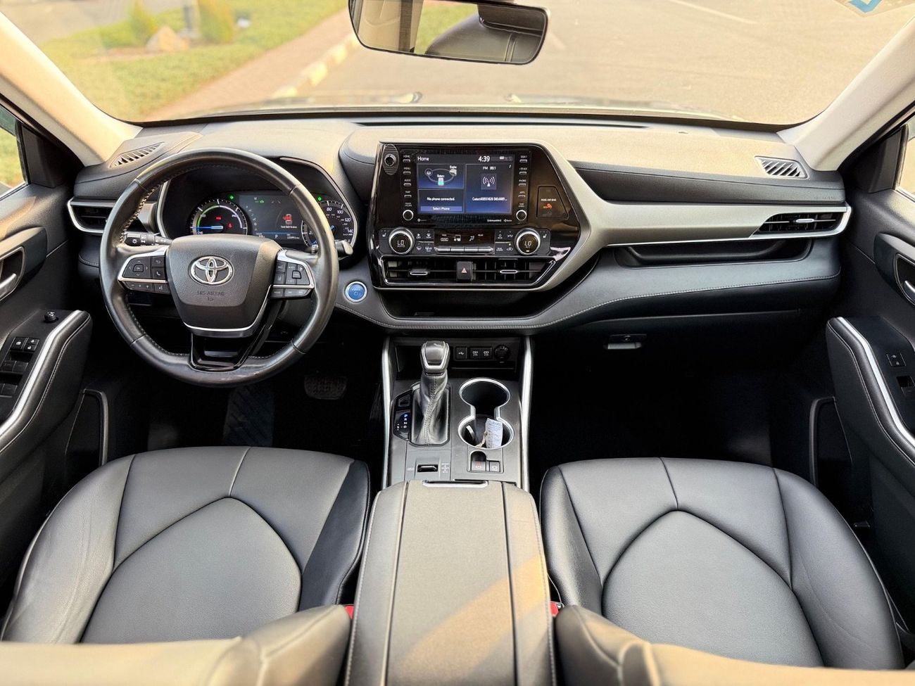 Toyota Highlander XLE Hybrid sunroof,leather,push start Full Option