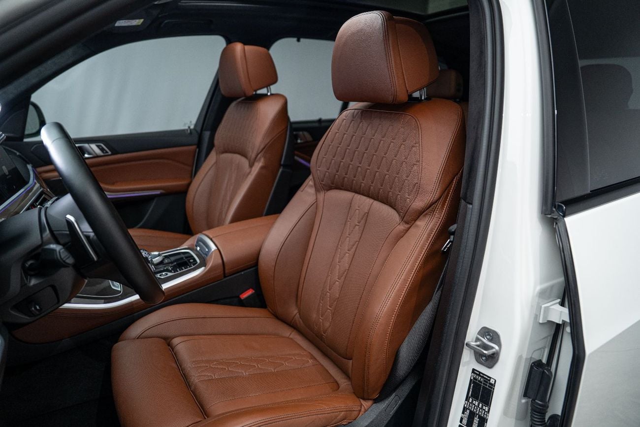 بي أم دبليو X5 M50i 4.4L