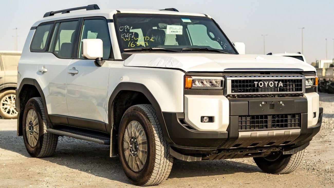 تويوتا برادو 2.7L 4-cylinder inline petrol, 4 door, 7 seats