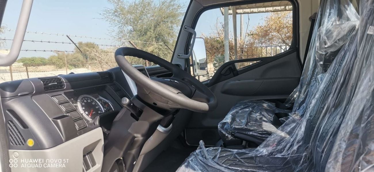 Mitsubishi Fuso Canter AED 105000 + VAT