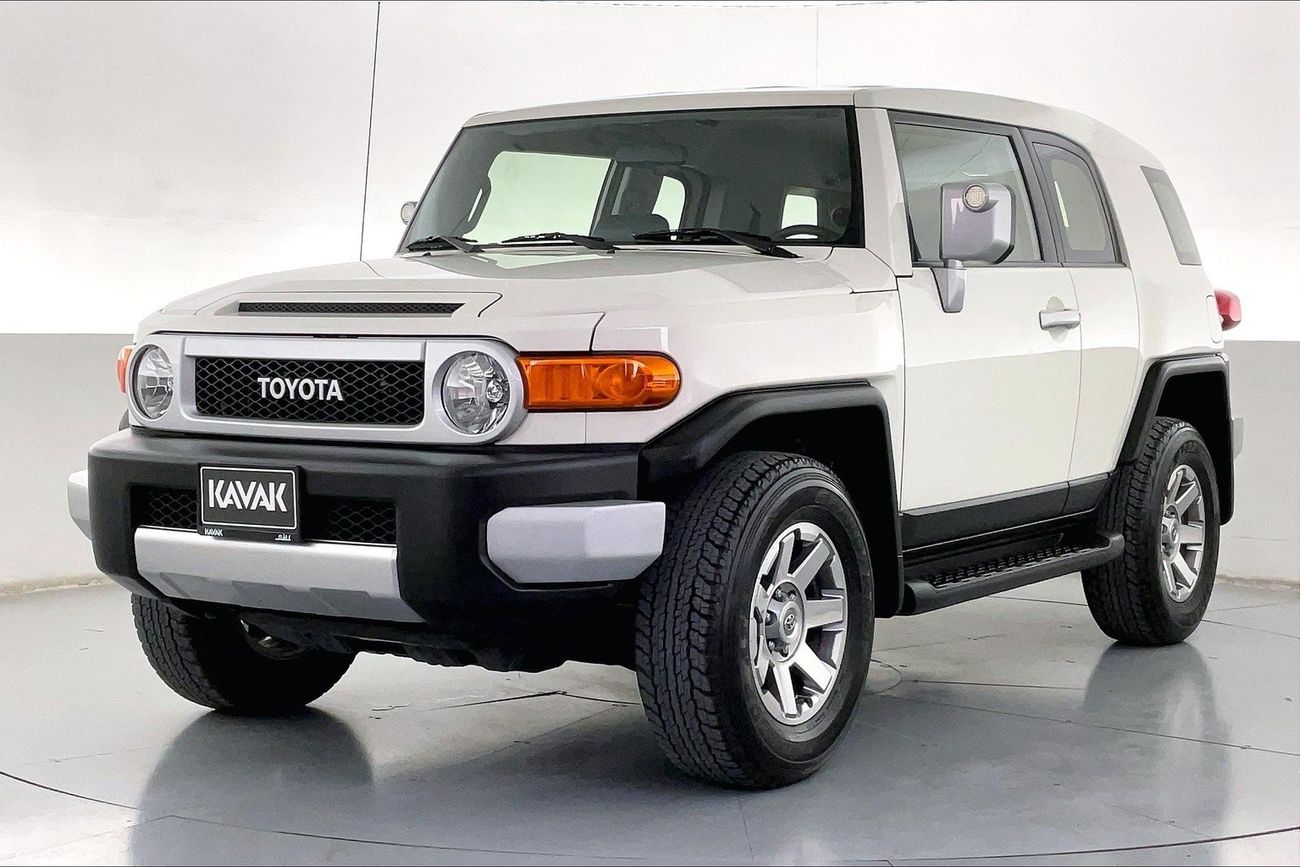 Toyota Camry SE| 1 year free warranty | Exclusive Eid offer