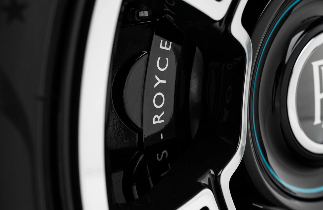 رولز رويس واريث 6.6L V12 Twin-Turbocharged Engine