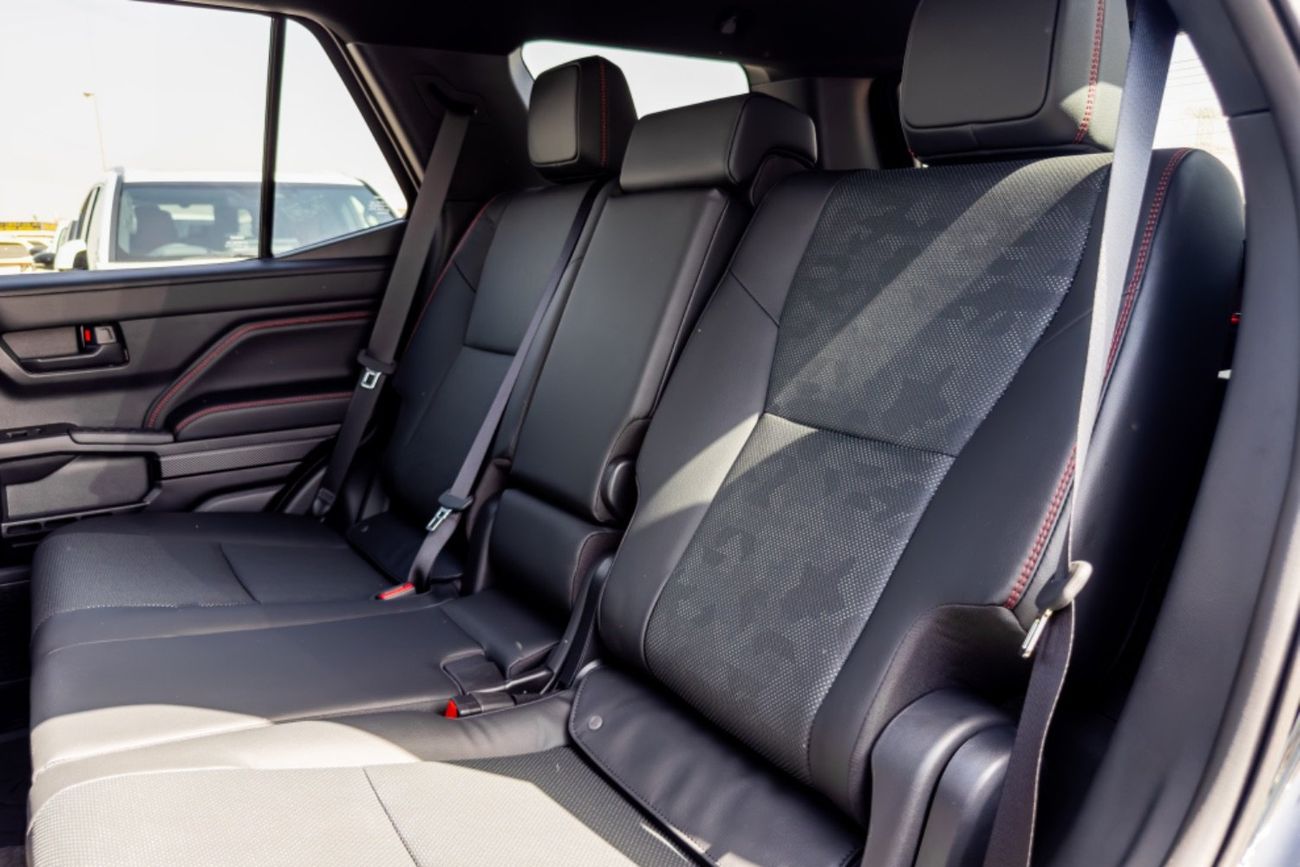 تويوتا Runner4 TRD PRO 2.4L iFORCE MAXX HYBRID