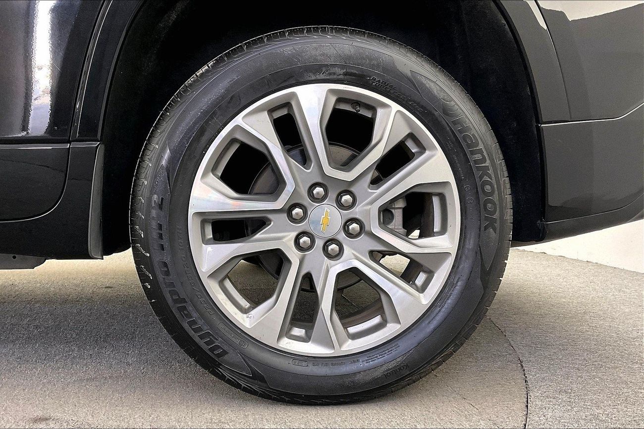 ميتسوبيشي باجيرو GLS Midline w/sunroof | شامل الضمان | 0 ﺪﻔﻋﺓ ﺃﻮﻟﻯ