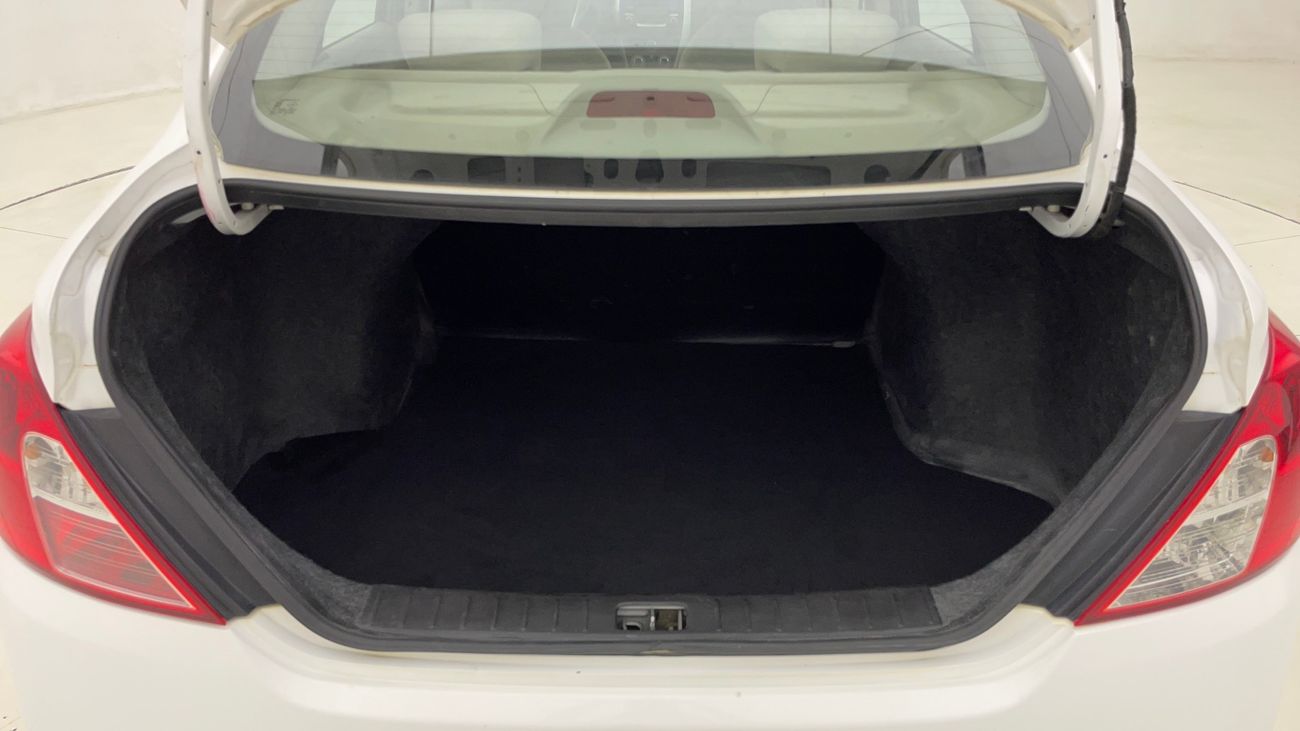 نيسان صني SV 1.5 | بدون دفعة مقدمة | اختبار القيادة في المنزل