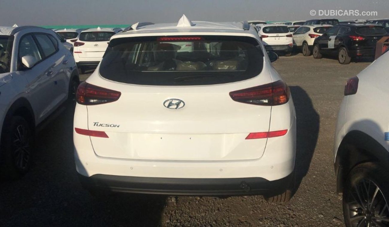 Hyundai Tucson WHITE 2.0L 2019 MODEL ENGINE WITHOUT PANORAMIC ROOF AUTO TRANSMISSION ONLY FOR EXPORT