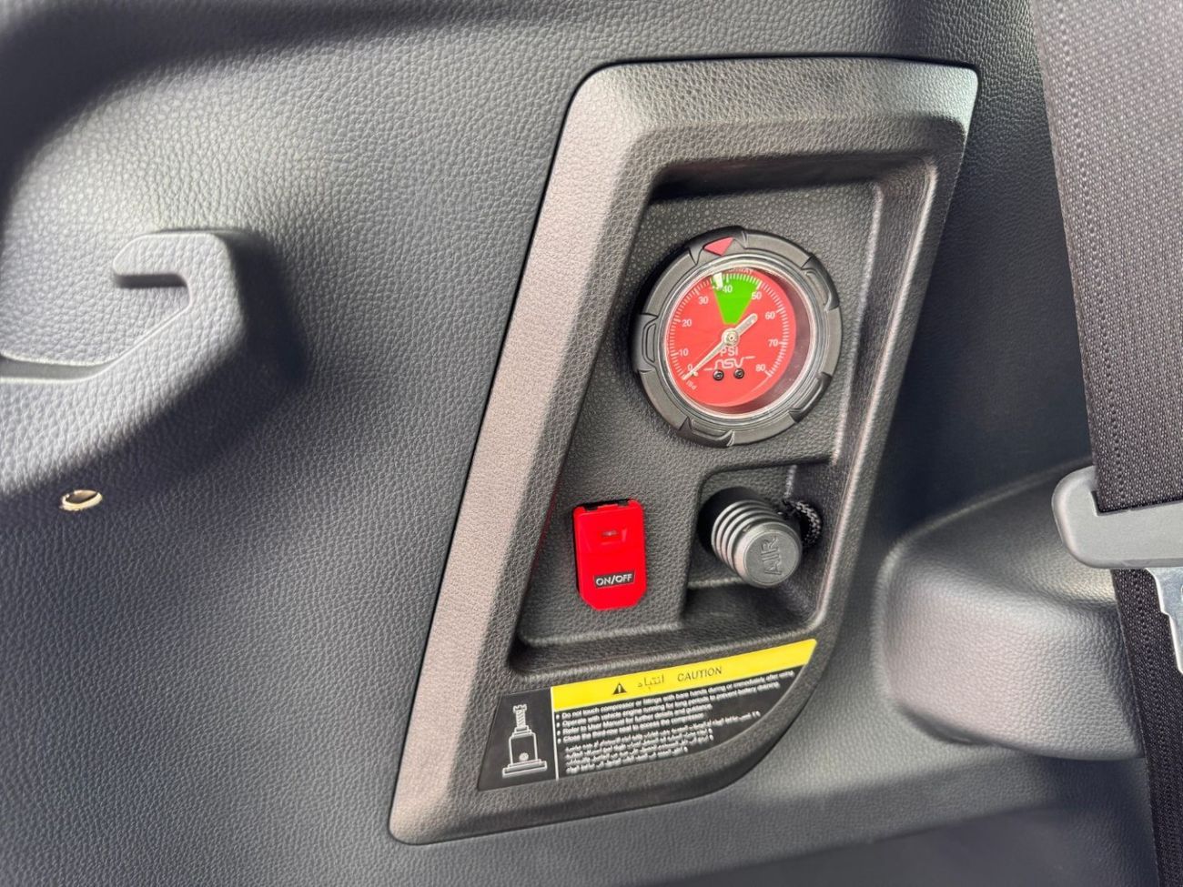 Toyota Prado 2.4L 4WD PETROL AUTOMATIC TRANSMISSION ( FOR RE-EXPORT ONLY )