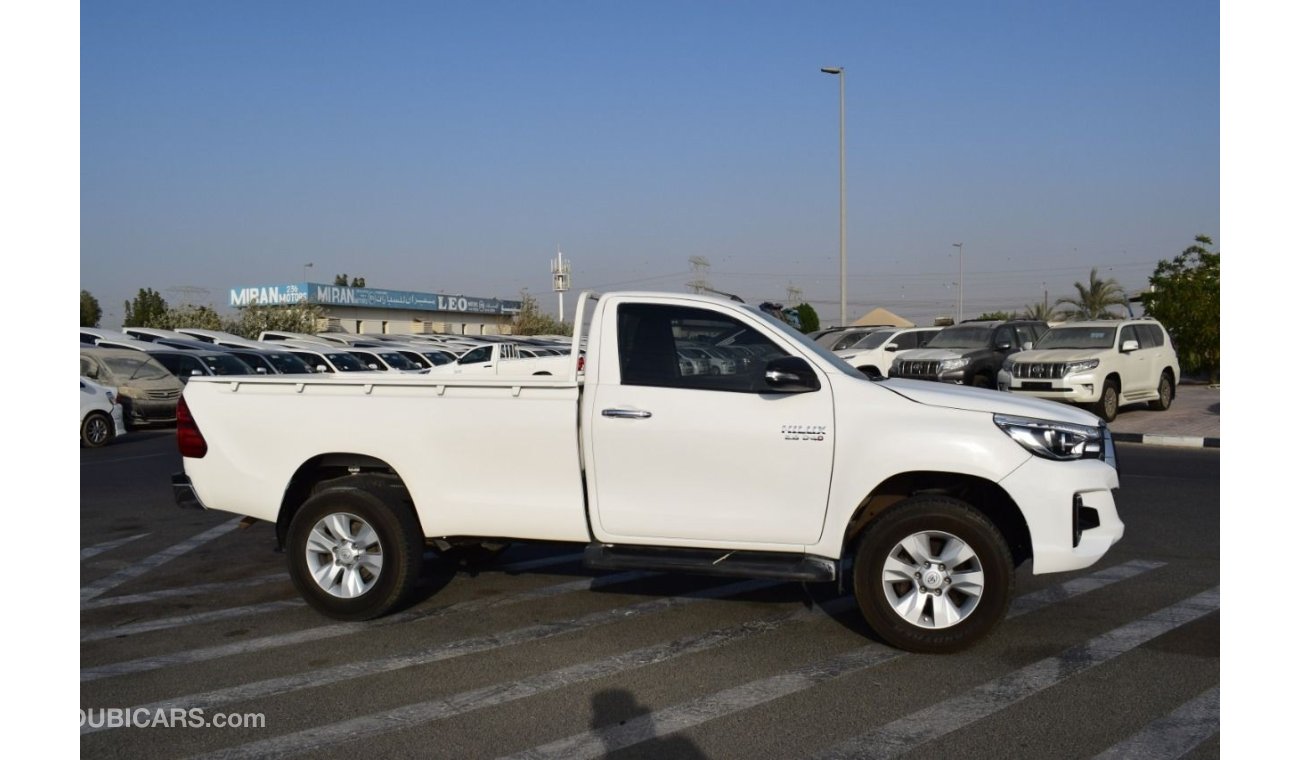 تويوتا هيلوكس DIESEL 2.8 L SINGLE CABIN 4X4 RIGHT HAND DRIVE EXPORT ONLY