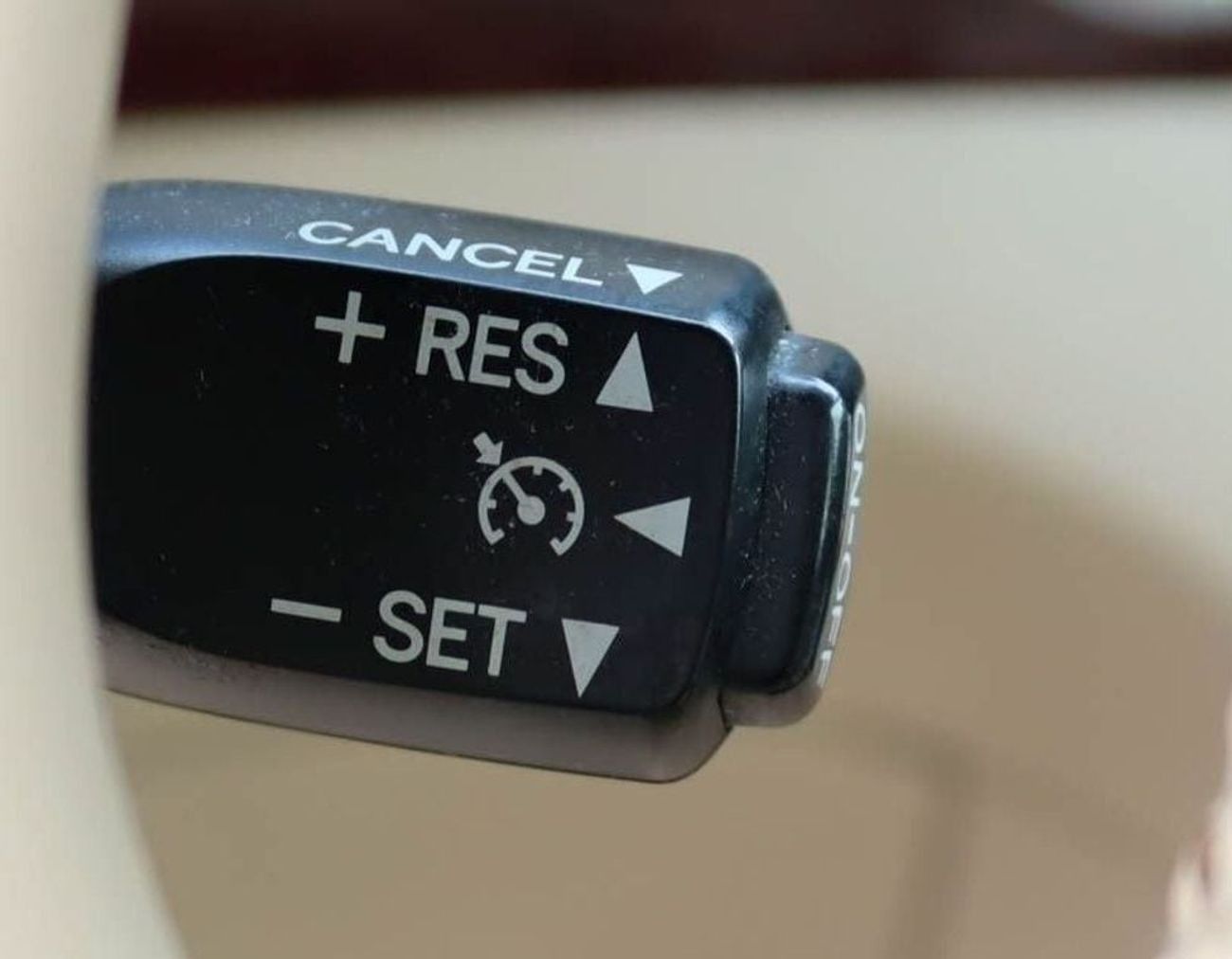 Toyota Previa Toyota Previa SE  2020 GCC 2.4L without accidents 976 PM