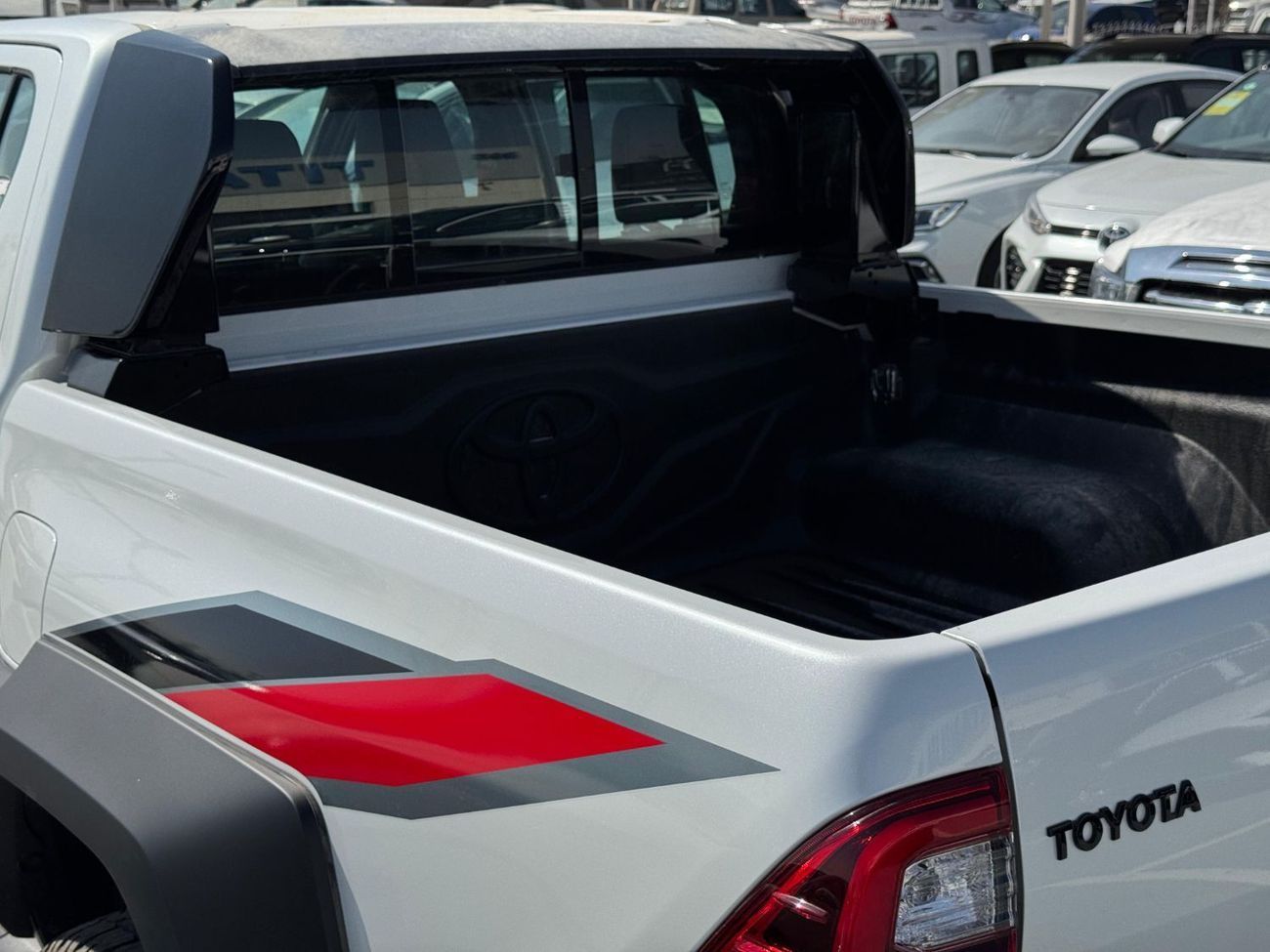 تويوتا هيلوكس GR Sport 4.0L 2025 Export Price @177,000 AED