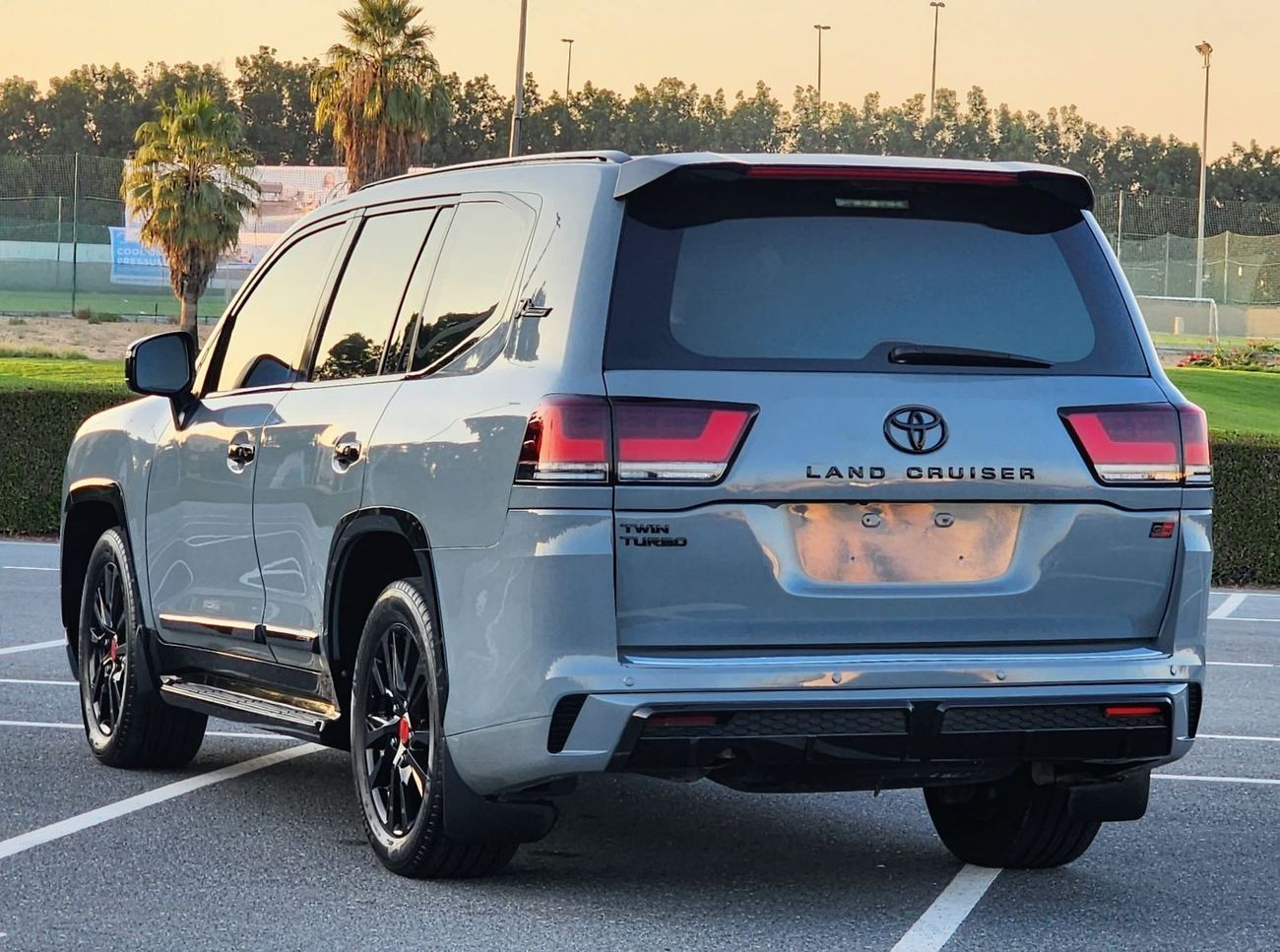 Toyota Land Cruiser VX.R upgrade GR 2023