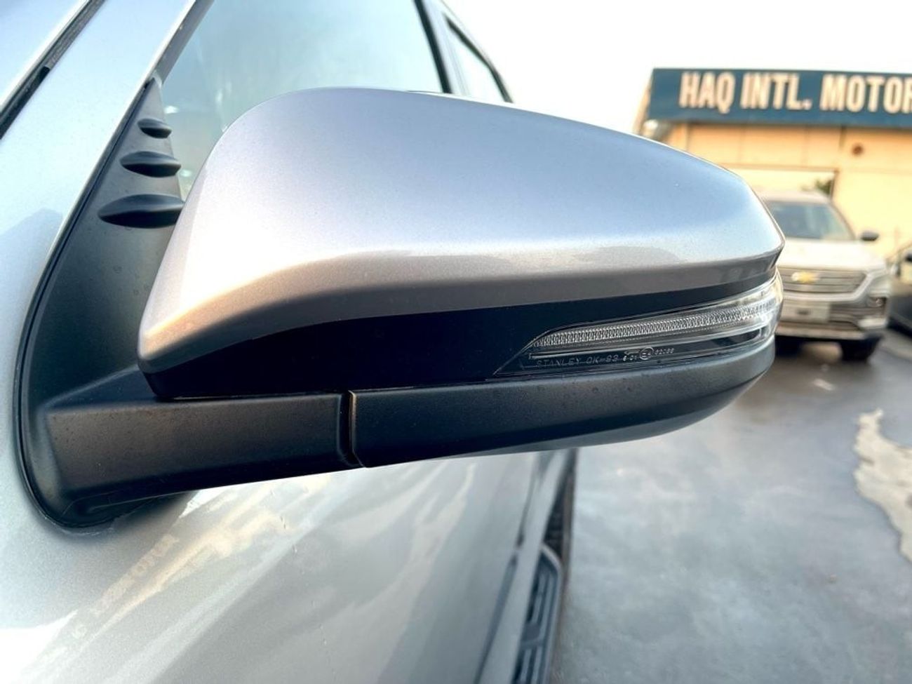 Toyota Fortuner 2022 - 2.7L Petrol, Alloy Rims, DVD Camera, Rear A/C, Four Wheel Drive