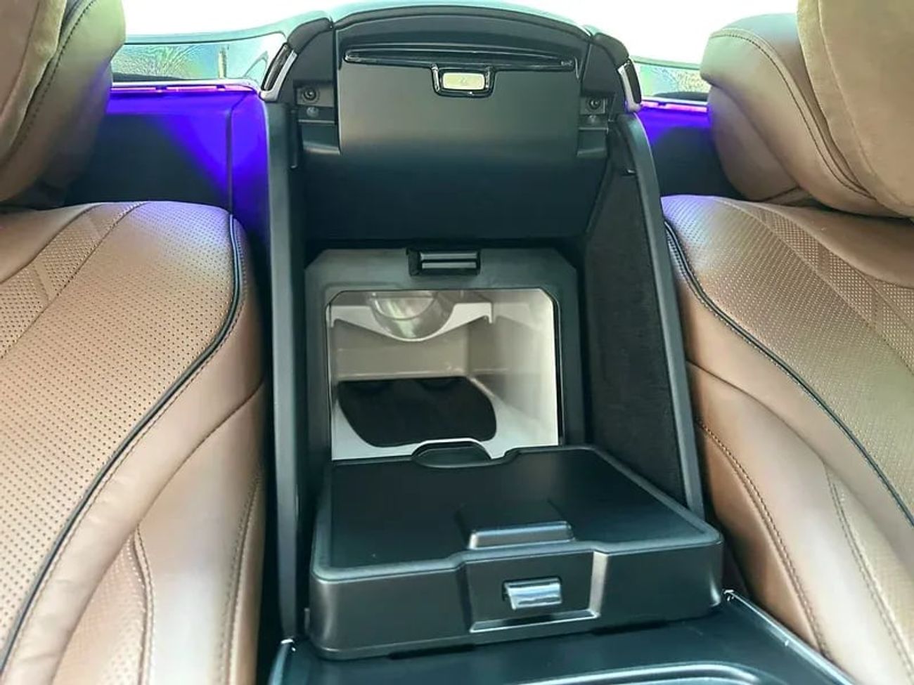 Mercedes Maybach S680 Maybach