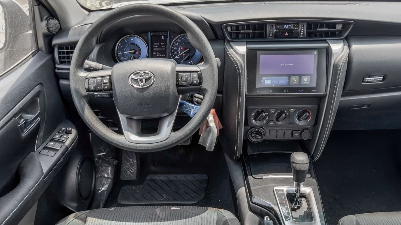 تويوتا فورتونر EXR 2026 Toyota Fortuner GX 2.7L AT Petrol 4WD (Black-Black)