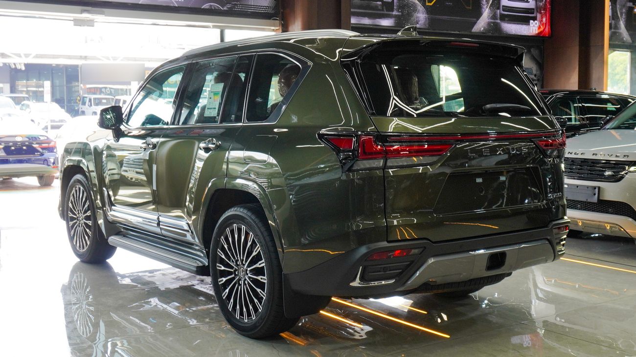 Lexus LX 700h 3.5L V6  4SEATER VIP