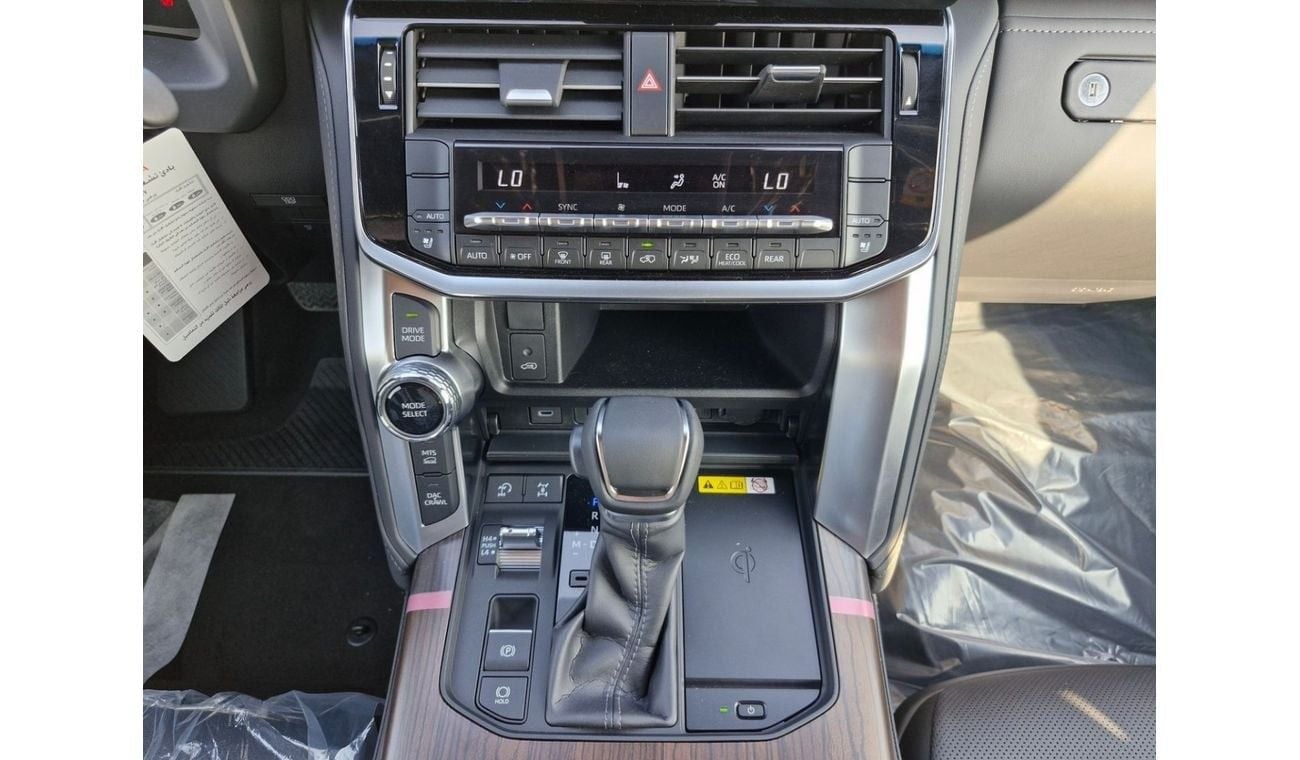 Toyota Land Cruiser GXR Turbo Diesel 3.3L New DISPLAY
