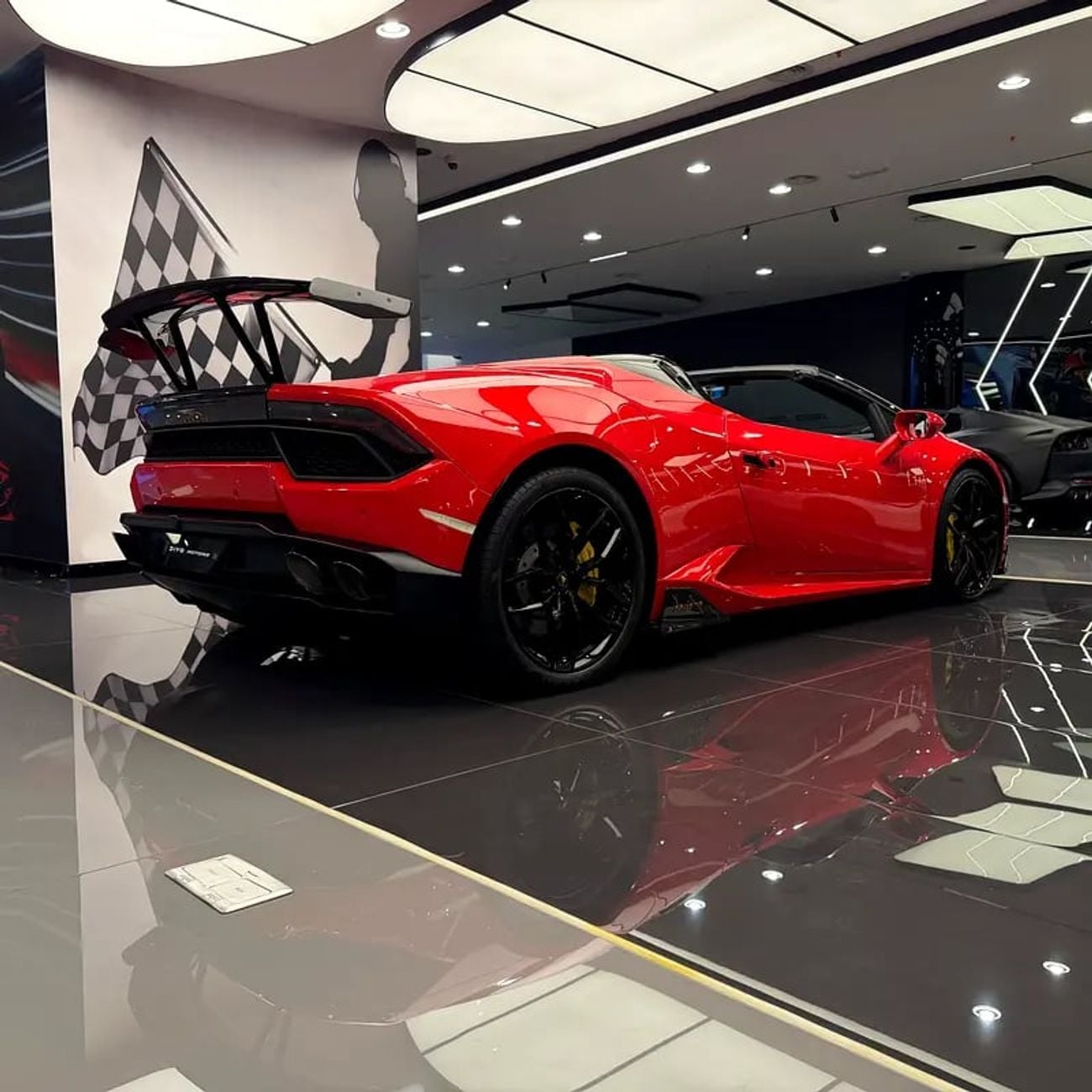 لامبورغيني هوراكان VENEREE ONE OF TEN