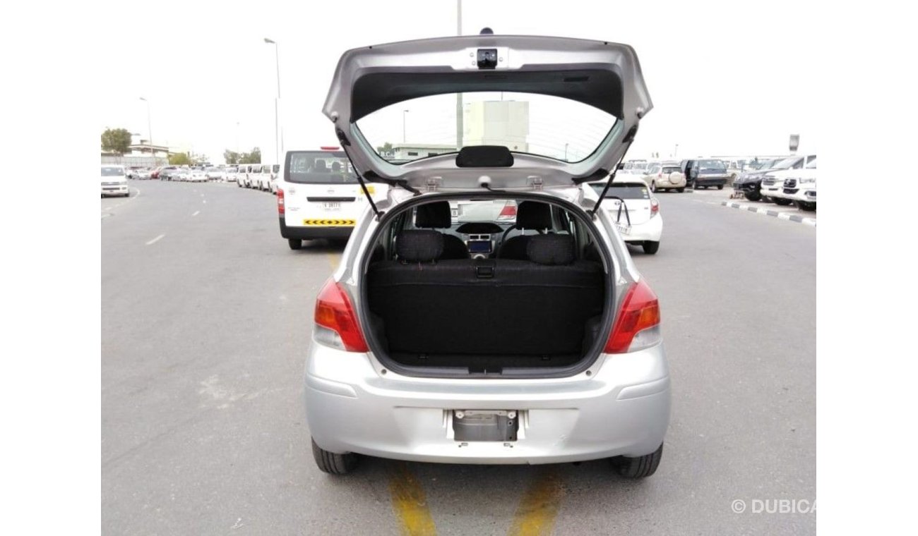 تويوتا فيتز Toyota Vitz RIGHT HAND DRIVE (Stock no PM 518 )