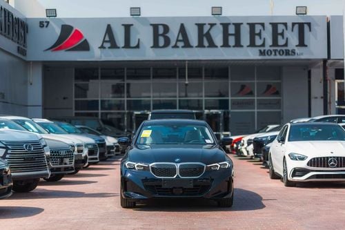 بي أم دبليو i3 2026 BMW i3 eDrive35L – M Power Kit (EV)