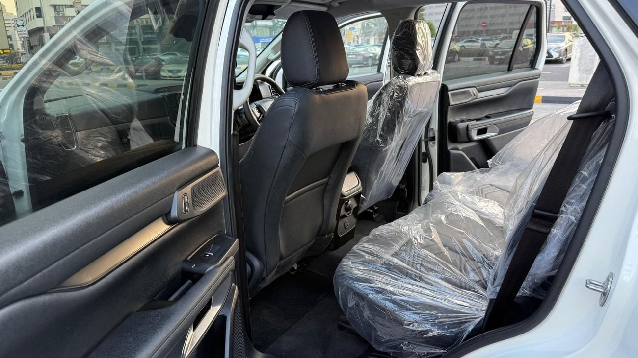 فورد ايفرست Trend 2.0 Liter Bi- Turbo Right Hand Drive