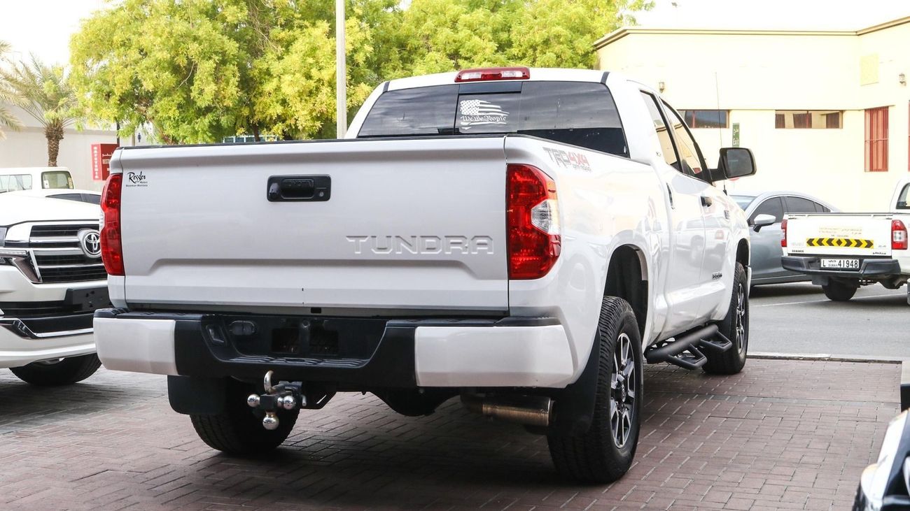 Toyota Tundra SR5