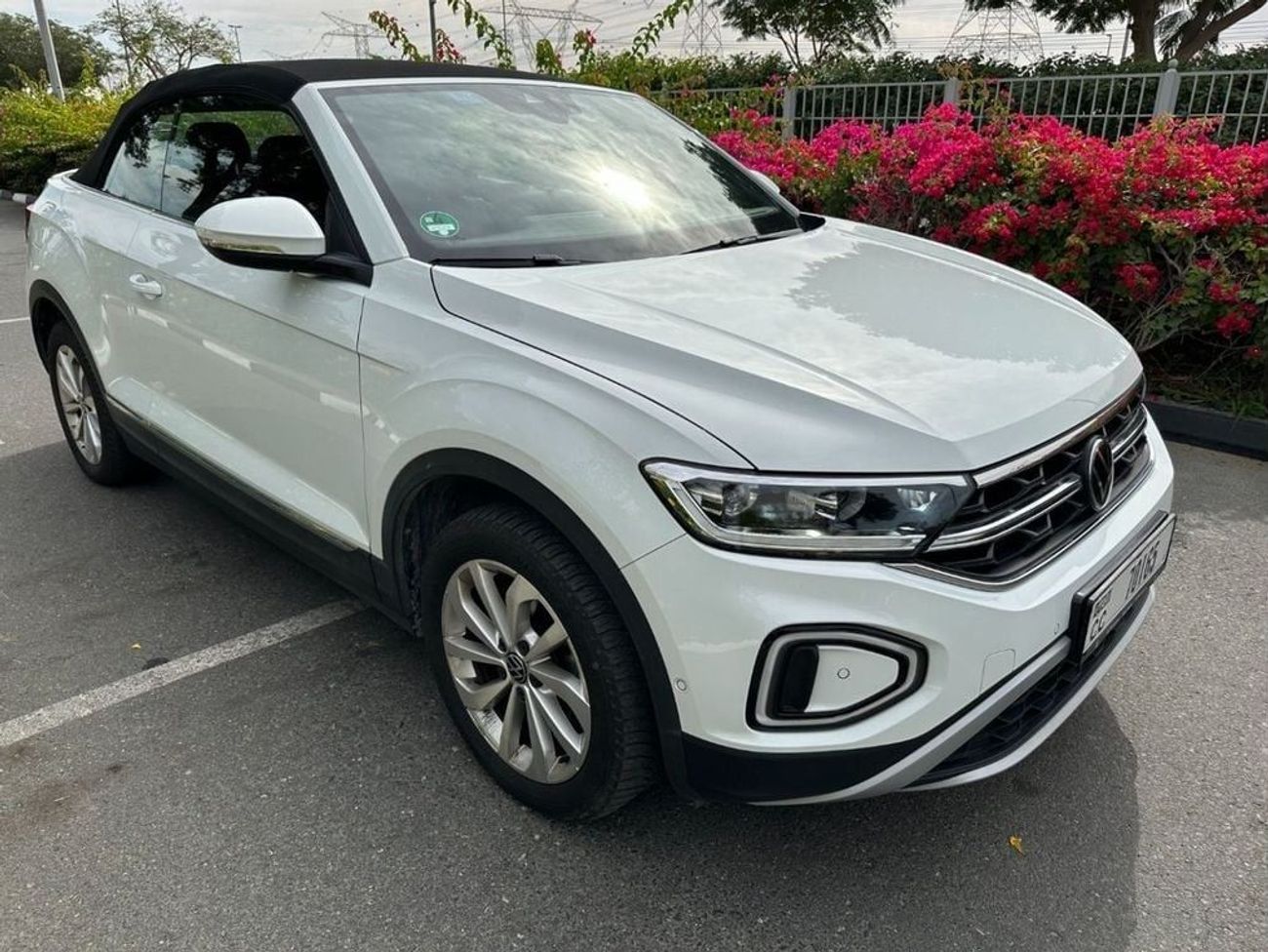 Volkswagen T ROC CABRIOLET car