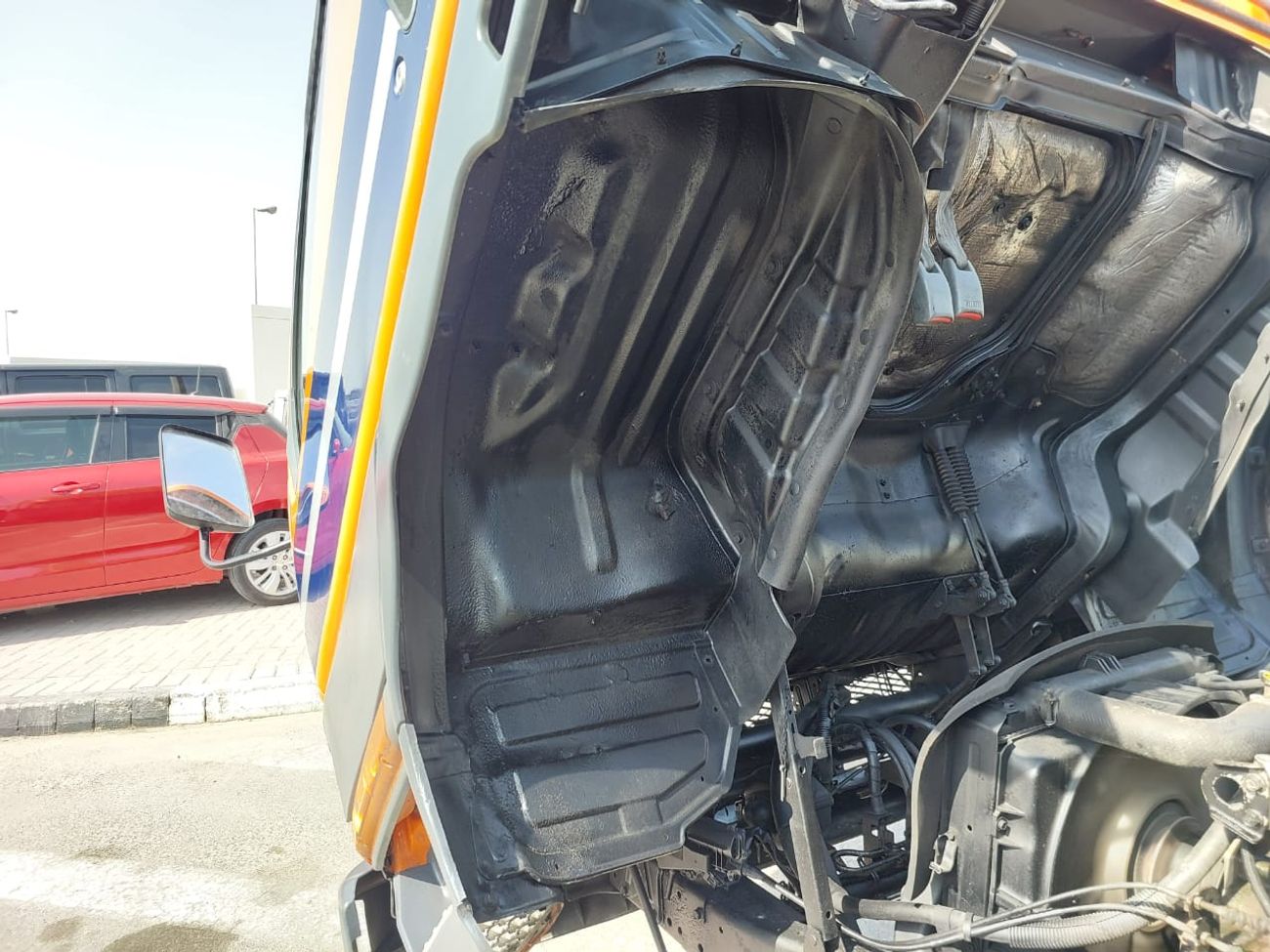 Mitsubishi Fuso Canter MITSUBISHI CANTER ALUMINIUM BODY TRUCK RHD 2003 MODEL 3.9 L DIESEL MANUAL(PM40295)