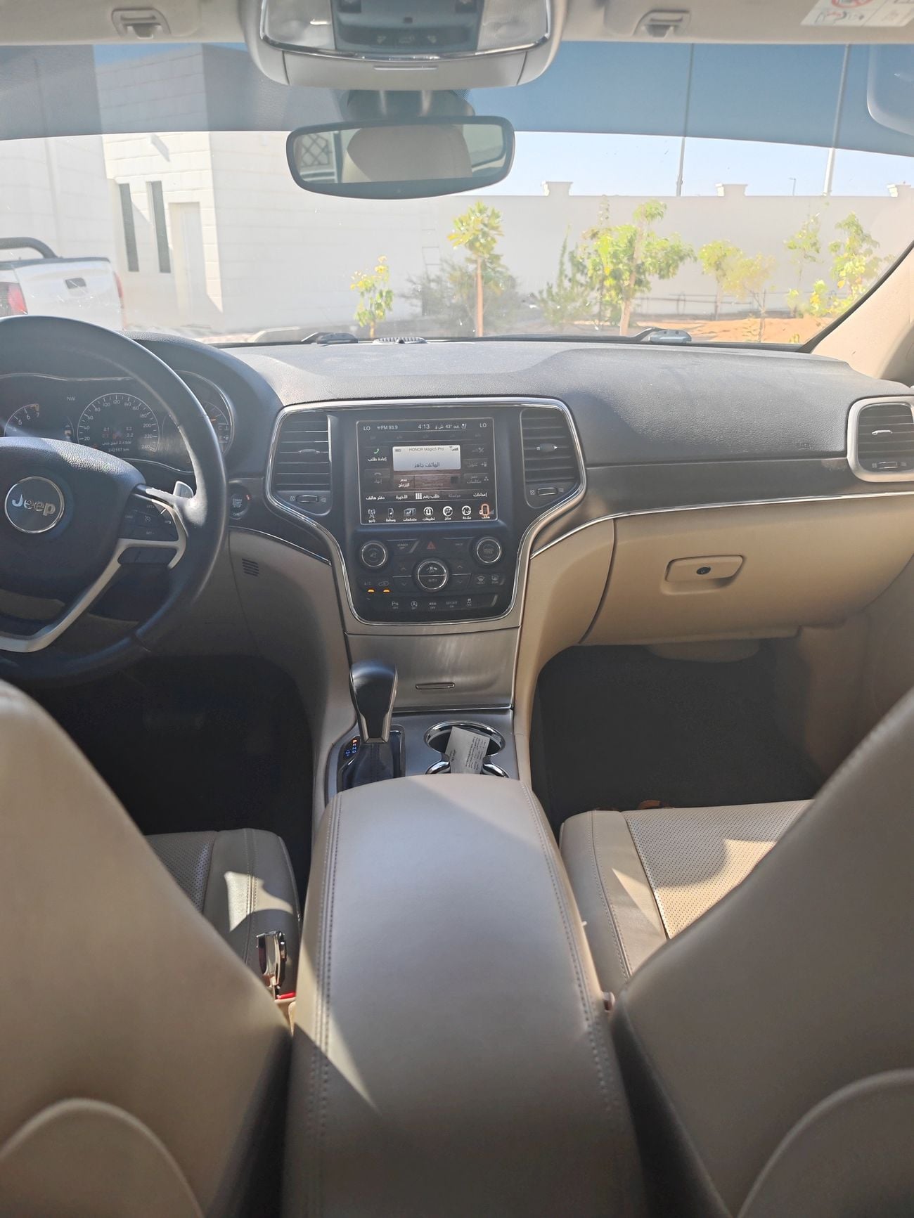 Jeep Grand Cherokee جيب غراند شيروكي