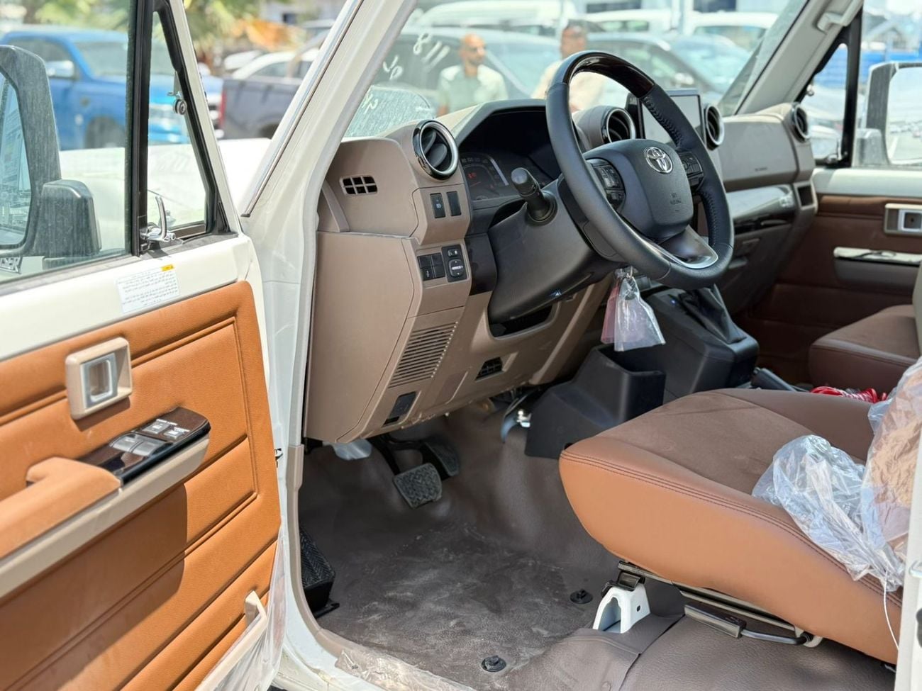 تويوتا لاند كروزر بيك آب TOYOTA LC79 PICKUP S/C , 2.8L Diesel A/T , FULL OPTION , MY25