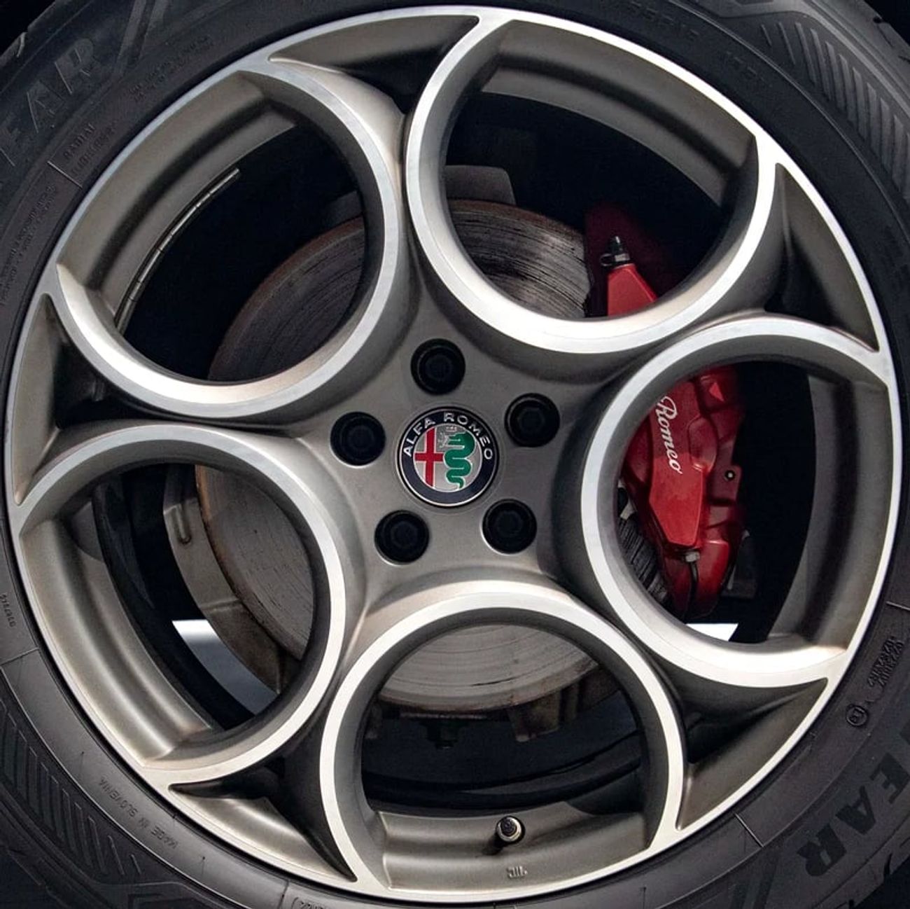 Alfa Romeo Stelvio S 2.0L