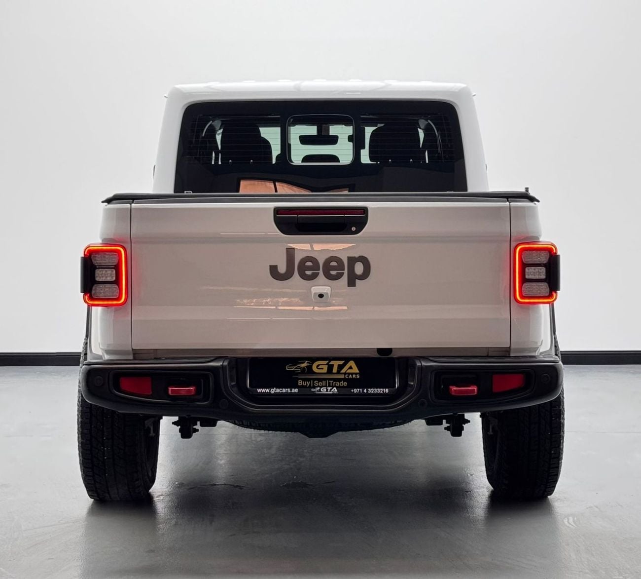 Jeep Gladiator Sand Runner 3.6L 2021 Jeep Gladiator Sand Runner, 2026 Jeep Warranty, Jeep Service History, GCC