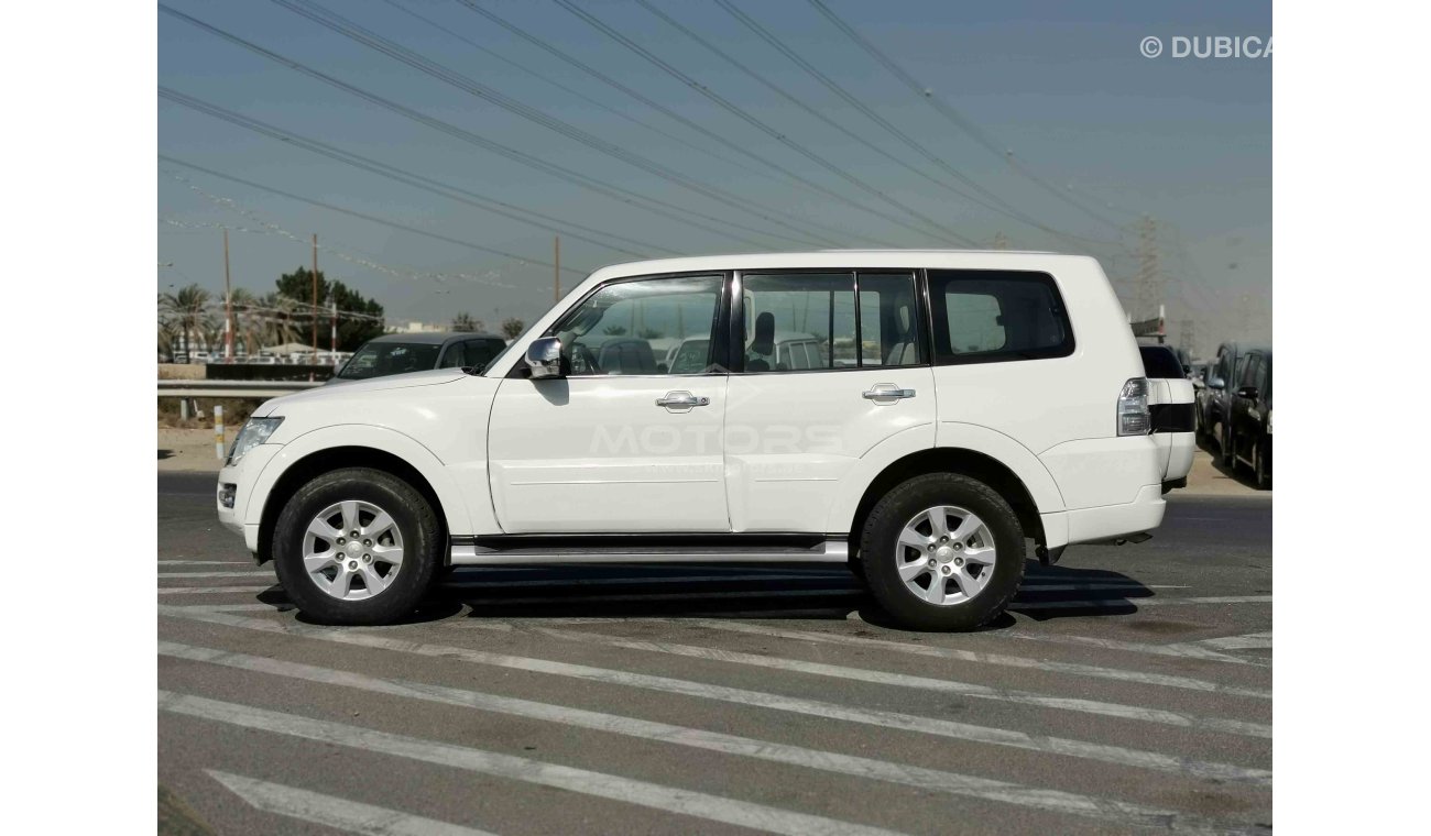 Mitsubishi Pajero 3.5L PETROL, 17" ALLOY RIMS, 4WD, XENON HEADLIGHTS (LOT # 4250)