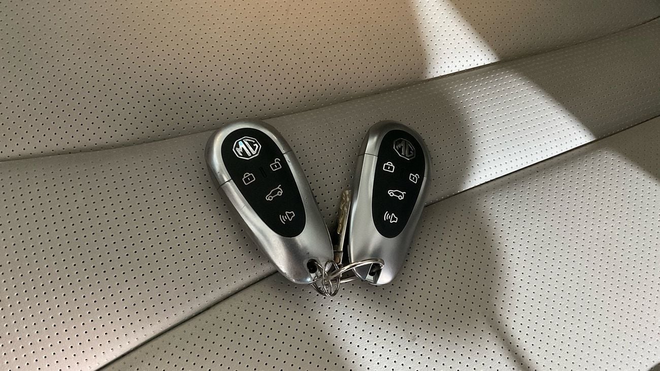 أم جي RX9 Luxury | شامل الضمان | 0 ﺪﻔﻋﺓ ﺃﻮﻟﻯ