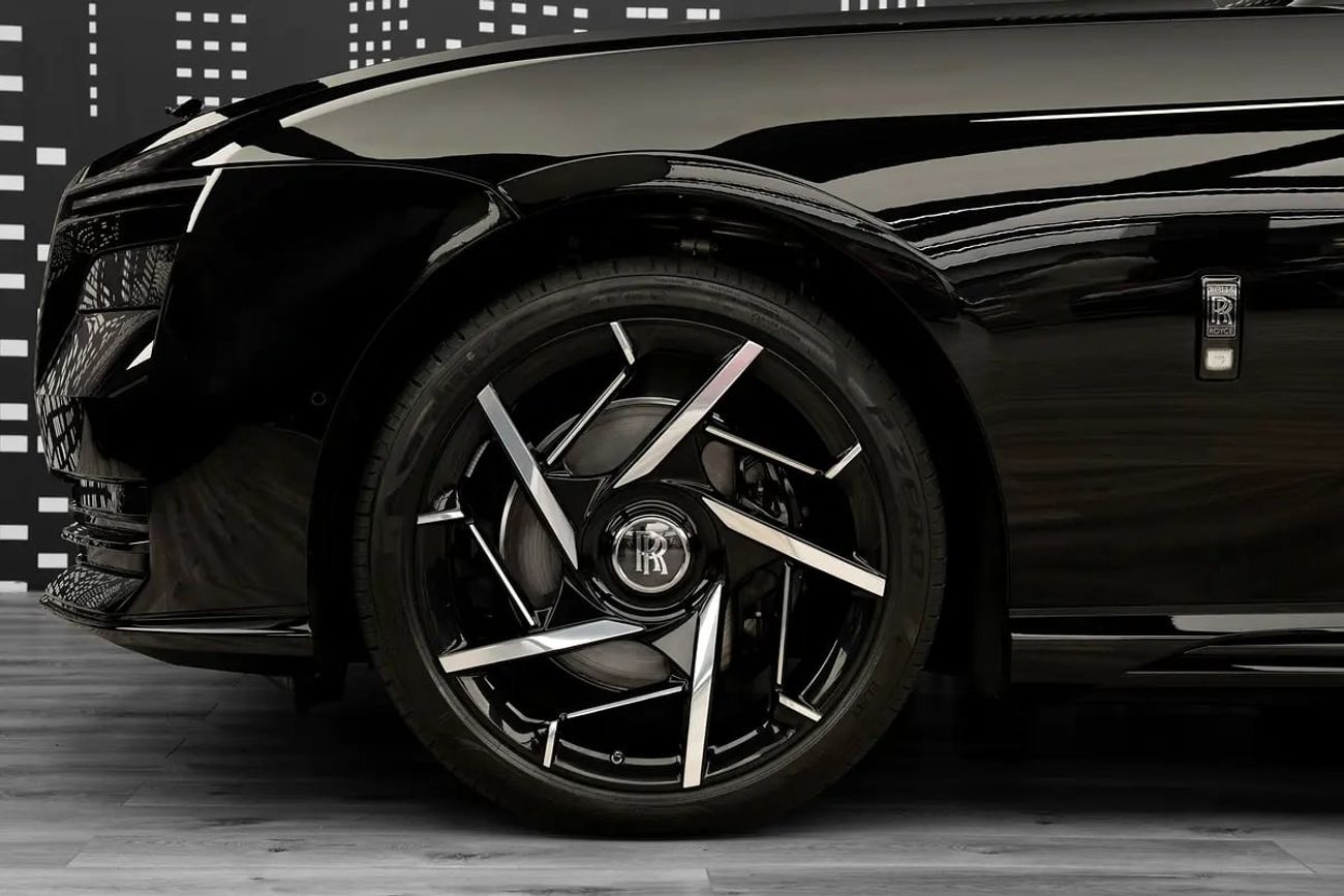 Rolls Royce Spectre STD ROLLS ROYCE | SPECTRE BLACK BADGE | GCC SPECS DEALER WARRANTY + SERVICE CONTRACT