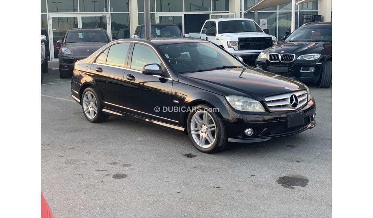 Mercedes-Benz C 300 Mercedes benz C300 model 2008 Japan  car prefect condition full option low mile