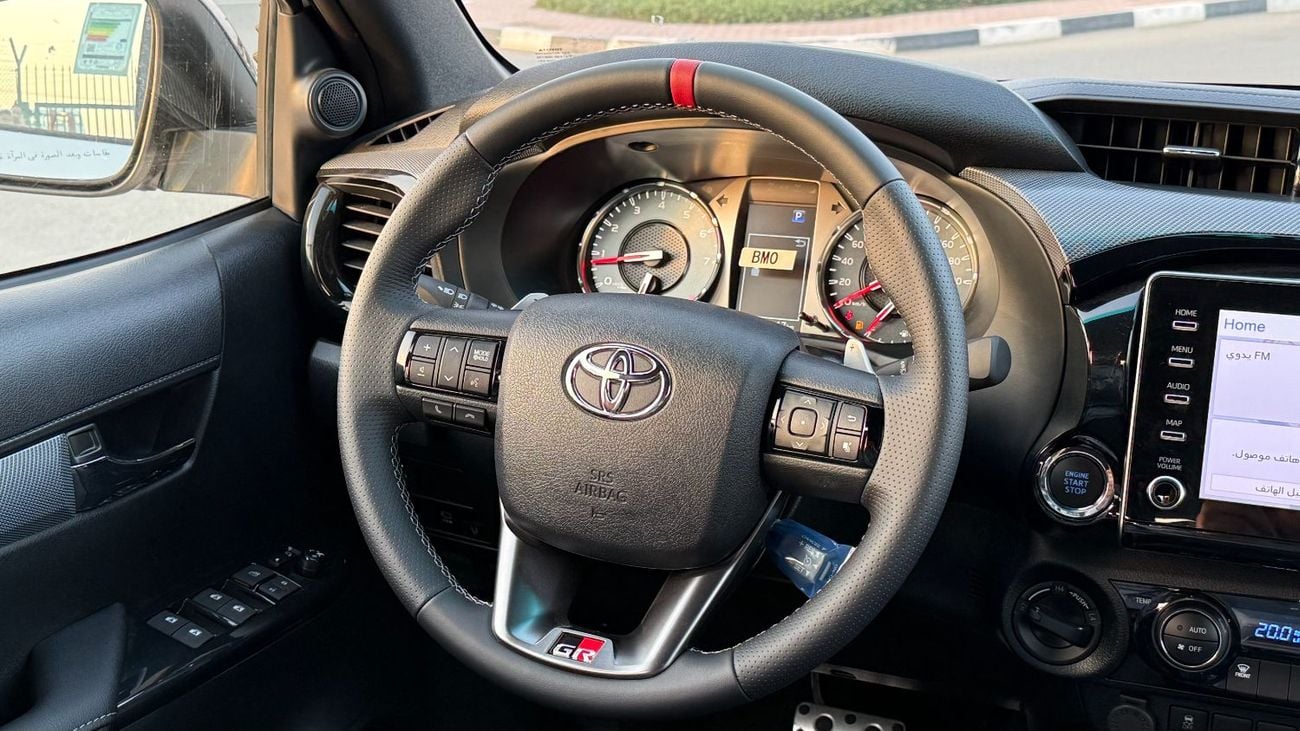 تويوتا هيلوكس GR Sport 4.0L