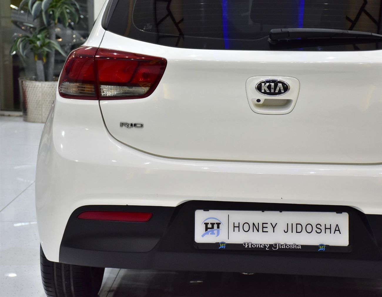 Kia Rio EXCELLENT DEAL for our KIA Rio ( 2021 Model ) in White Color GCC Specs