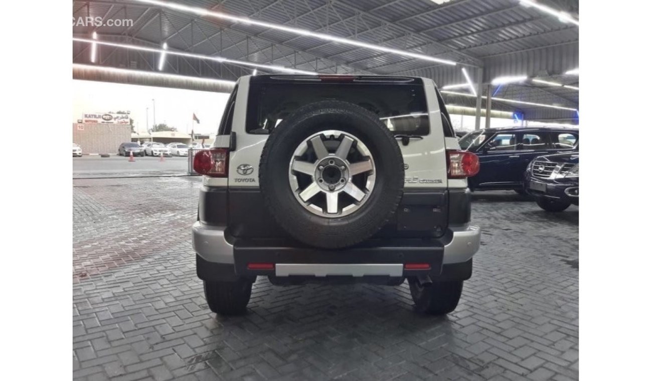 تويوتا إف جي كروزر GXR GXR Toyota fj cruiser