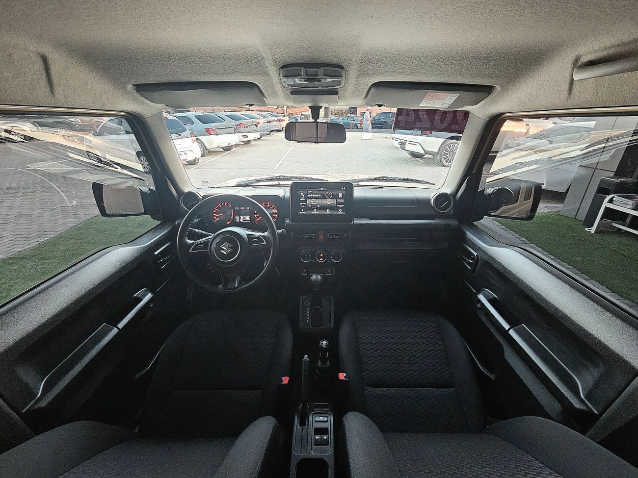 سوزوكي جيمني GLX/ DUAL TONE/ AUTOMATIC/ ORIGINAL PAINT/ 1.5L V4/ LOW MILEAGE