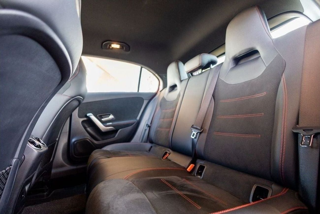 مرسيدس بنز A 180 Mercedes-Benz A180 2022 European Spec (Clean Tittle) under Warranty with Flexible Down-Payment.