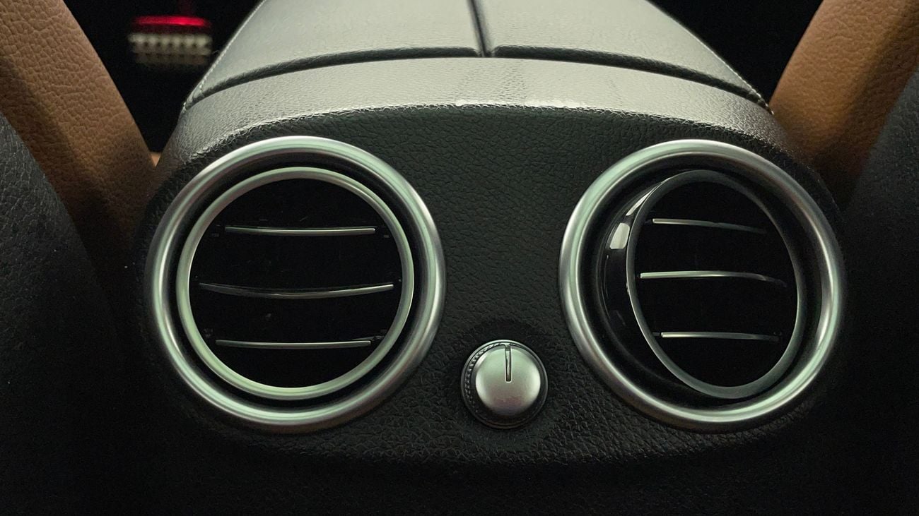 مرسيدس بنز GLC 200 AMG LINE 2 | بدون دفعة مقدمة | اختبار القيادة في المنزل