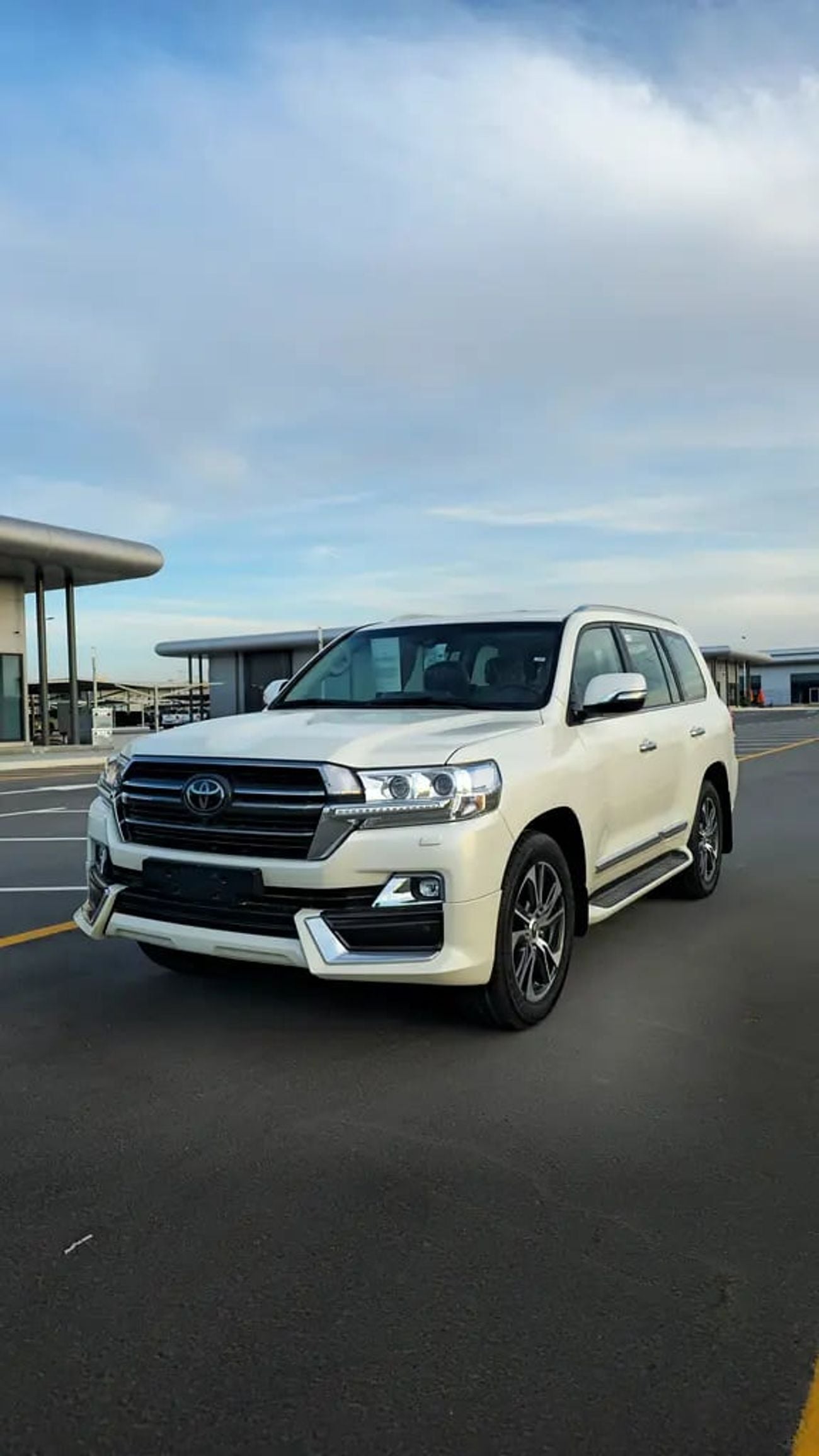 Toyota Land Cruiser VXR KM - GCC Specs